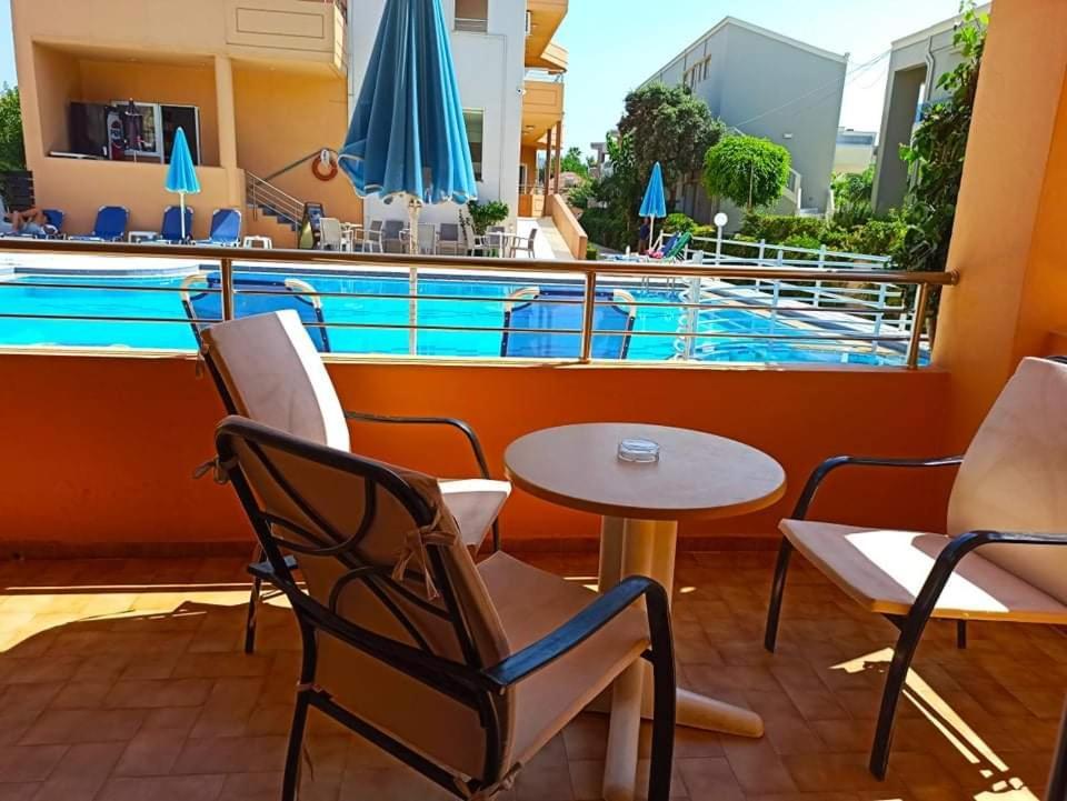 Platanés Hotel Mary المظهر الخارجي الصورة